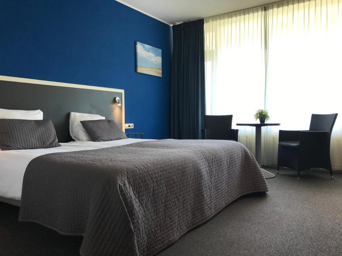Fletcher Strandhotel Renesse Bagian luar foto