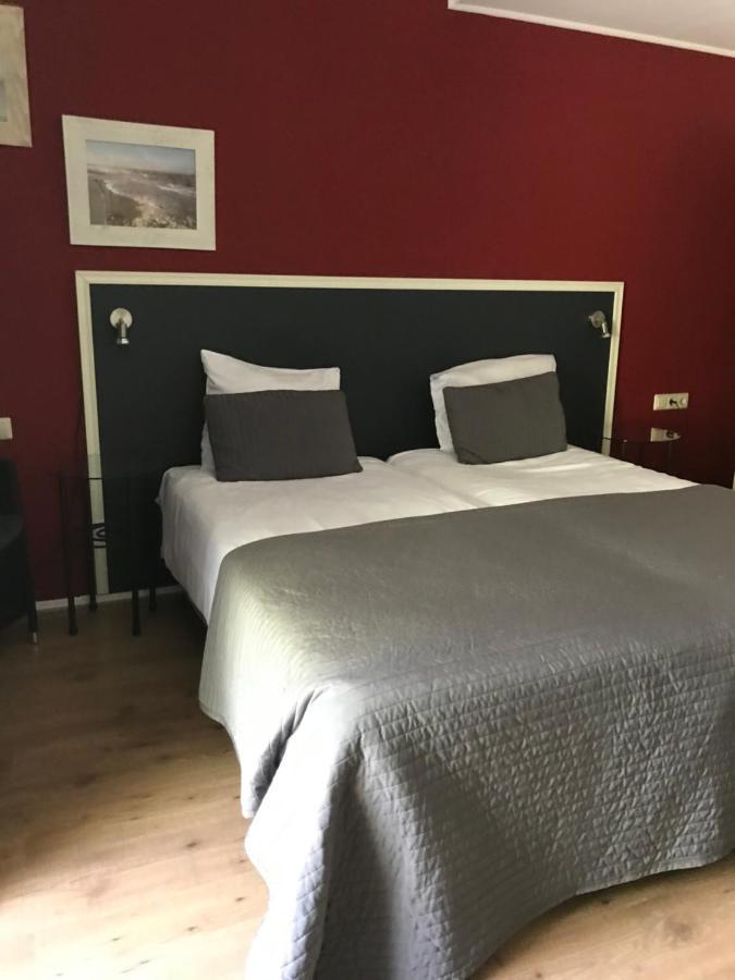 Fletcher Strandhotel Renesse Bagian luar foto